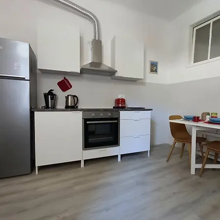 La Casa Di Gastone Апартаменты Триест